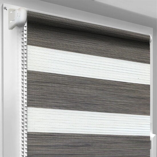 Рулонные шторы День Ночь на треугольные окна