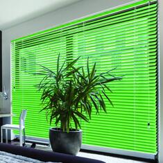 Алюминиевые горизонтальные жалюзи с логотипом компании цена. Купить в «Мастерская Жалюзи»